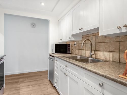 2275-w-40th-avenue-kerrisdale-vancouver-west-14 at 102 - 2275 W 40th Avenue, Kerrisdale, Vancouver West 2275-w-40th-avenue-kerrisdale-vancouver-west-14 at 102 - 2275 W 40th Avenue, Kerrisdale, Vancouver West