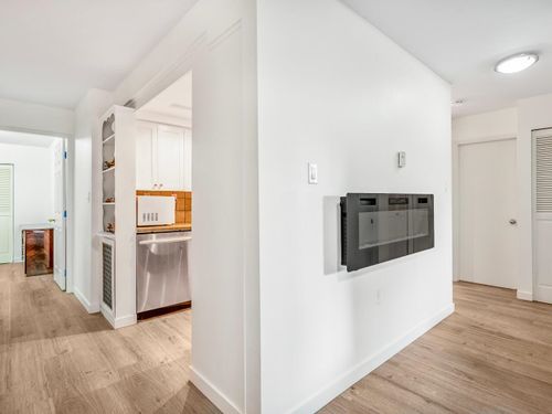 2275-w-40th-avenue-kerrisdale-vancouver-west-15 at 102 - 2275 W 40th Avenue, Kerrisdale, Vancouver West 2275-w-40th-avenue-kerrisdale-vancouver-west-15 at 102 - 2275 W 40th Avenue, Kerrisdale, Vancouver West
