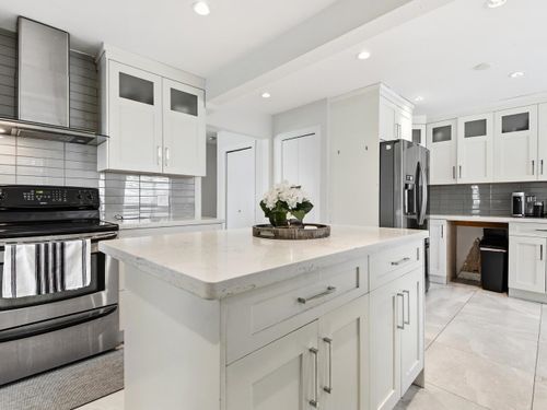 7640-lawrence-drive-montecito-burnaby-north-07 at 7640 Lawrence Drive, Montecito, Burnaby North