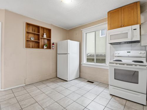 2437-e-22nd-avenue-renfrew-heights-vancouver-east-05 at 2437 E 22nd Avenue, Renfrew Heights, Vancouver East