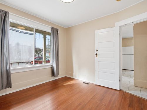 2437-e-22nd-avenue-renfrew-heights-vancouver-east-09 at 2437 E 22nd Avenue, Renfrew Heights, Vancouver East