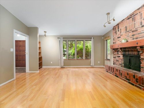 277-e-braemar-road-upper-lonsdale-north-vancouver-11 at 277 E Braemar Road, Upper Lonsdale, North Vancouver