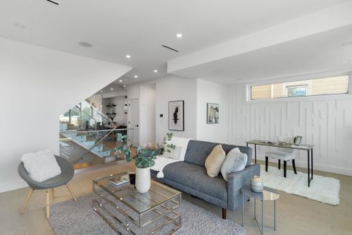 340-e-keith-road-central-lonsdale-north-vancouver-04 at 340 E Keith Road, Central Lonsdale, North Vancouver