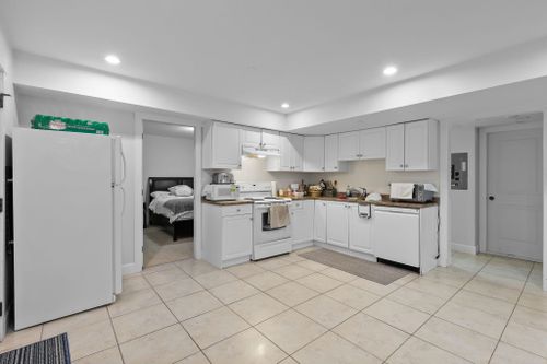 15341-royal-avenue-white-rock-south-surrey-white-rock-37 at 15341 Royal Avenue, White Rock, South Surrey White Rock