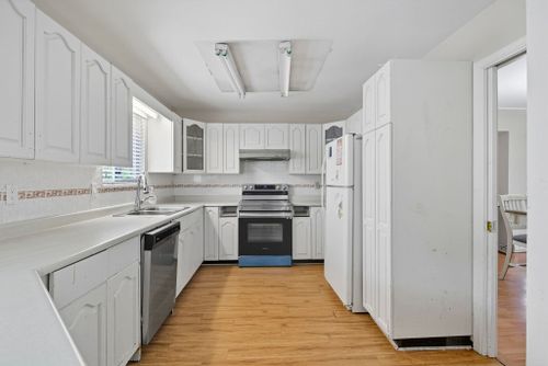 9024-135a-street-queen-mary-park-surrey-surrey-15 at 9024 135a Street, Queen Mary Park Surrey, Surrey