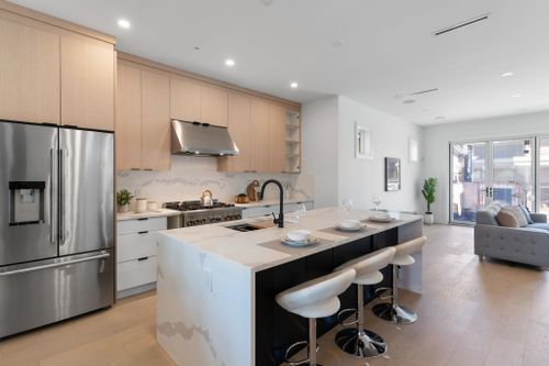 340-e-keith-road-central-lonsdale-north-vancouver-05 at 340 E Keith Road, Central Lonsdale, North Vancouver