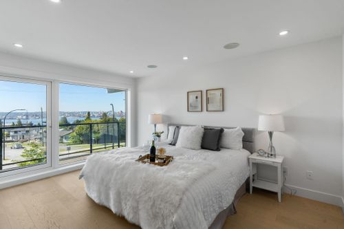 340-e-keith-road-central-lonsdale-north-vancouver-09 at 340 E Keith Road, Central Lonsdale, North Vancouver