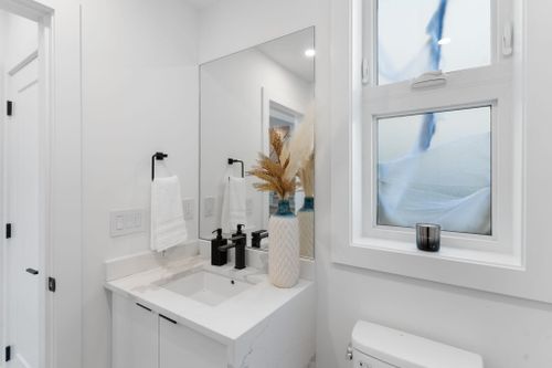 340-e-keith-road-central-lonsdale-north-vancouver-21 at 340 E Keith Road, Central Lonsdale, North Vancouver