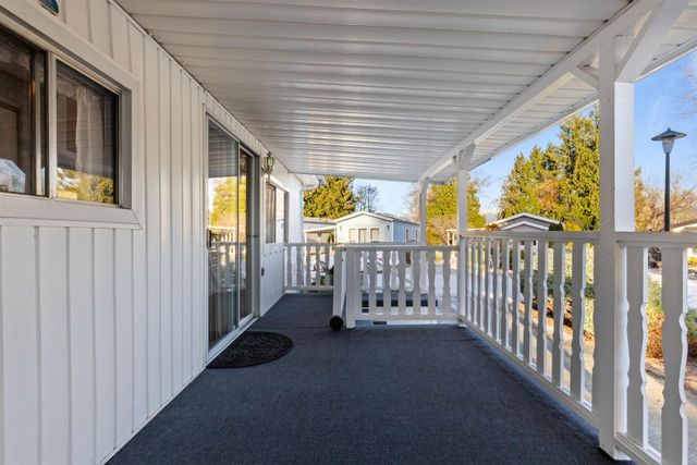 19702-poplar-drive-central-meadows-pitt-meadows-05 at 19702 Poplar Drive, Central Meadows, Pitt Meadows 19702-poplar-drive-central-meadows-pitt-meadows-05 at 19702 Poplar Drive, Central Meadows, Pitt Meadows