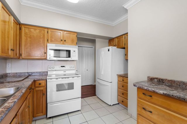 31955-old-yale-road-abbotsford-west-abbotsford-09 at 919 - 31955 Old Yale Road, Abbotsford West, Abbotsford 31955-old-yale-road-abbotsford-west-abbotsford-09 at 919 - 31955 Old Yale Road, Abbotsford West, Abbotsford