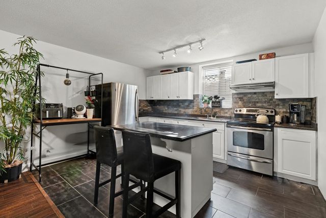 35688-ledgeview-drive-abbotsford-east-abbotsford-27 at 35688 Ledgeview Drive, Abbotsford East, Abbotsford 35688-ledgeview-drive-abbotsford-east-abbotsford-27 at 35688 Ledgeview Drive, Abbotsford East, Abbotsford