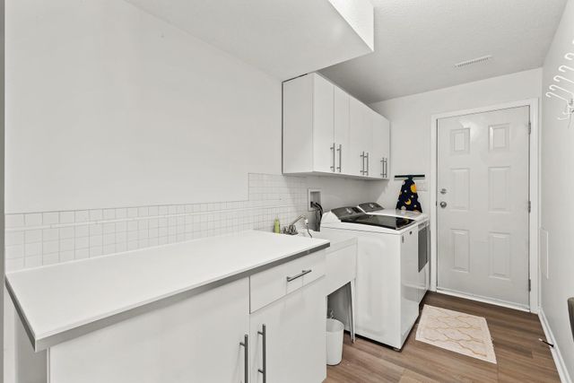 35688-ledgeview-drive-abbotsford-east-abbotsford-31 at 35688 Ledgeview Drive, Abbotsford East, Abbotsford 35688-ledgeview-drive-abbotsford-east-abbotsford-31 at 35688 Ledgeview Drive, Abbotsford East, Abbotsford