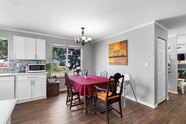 2529-magnolia-crescent-abbotsford-west-abbotsford-10 at 2529 Magnolia Crescent, Abbotsford West, Abbotsford 2529-magnolia-crescent-abbotsford-west-abbotsford-10 at 2529 Magnolia Crescent, Abbotsford West, Abbotsford