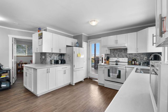 2529-magnolia-crescent-abbotsford-west-abbotsford-12 at 2529 Magnolia Crescent, Abbotsford West, Abbotsford 2529-magnolia-crescent-abbotsford-west-abbotsford-12 at 2529 Magnolia Crescent, Abbotsford West, Abbotsford