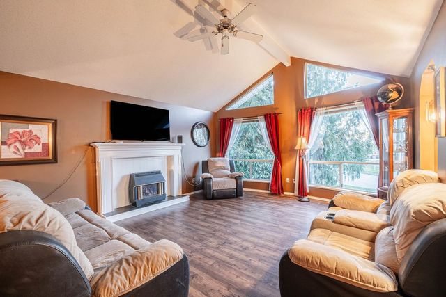 8013-dunsmuir-street-mission-bc-mission-05 at 8013 Dunsmuir Street, Mission BC, Mission 8013-dunsmuir-street-mission-bc-mission-05 at 8013 Dunsmuir Street, Mission BC, Mission