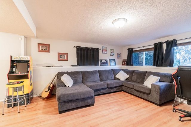 8013-dunsmuir-street-mission-bc-mission-29 at 8013 Dunsmuir Street, Mission BC, Mission 8013-dunsmuir-street-mission-bc-mission-29 at 8013 Dunsmuir Street, Mission BC, Mission