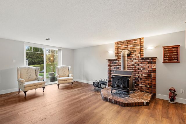 29288-duncan-avenue-aberdeen-abbotsford-22 at 29288 Duncan Avenue, Aberdeen, Abbotsford 29288-duncan-avenue-aberdeen-abbotsford-22 at 29288 Duncan Avenue, Aberdeen, Abbotsford