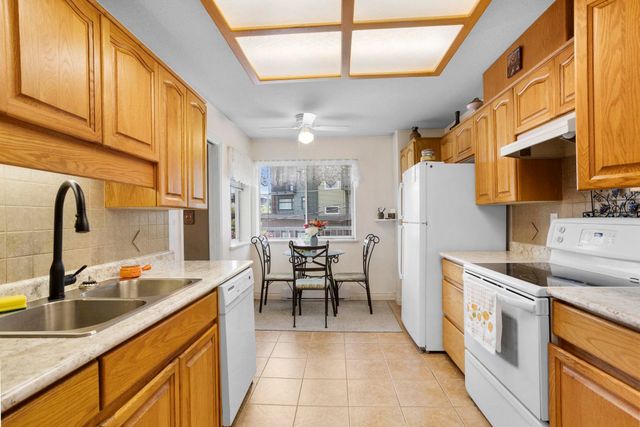 2725-fuller-street-central-abbotsford-abbotsford-14 at 2D - 2725 Fuller Street, Central Abbotsford, Abbotsford 2725-fuller-street-central-abbotsford-abbotsford-14 at 2D - 2725 Fuller Street, Central Abbotsford, Abbotsford