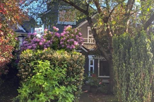 3682 W 2nd Avenue, Kitsilano, Vancouver West photo number 2