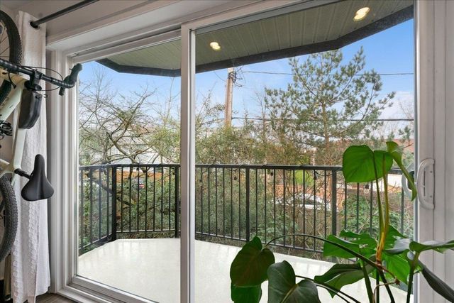 633-w-16th-avenue-fairview-vw-vancouver-west-11 at 207 - 633 W 16th Avenue, Fairview VW, Vancouver West