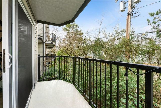 633-w-16th-avenue-fairview-vw-vancouver-west-12 at 207 - 633 W 16th Avenue, Fairview VW, Vancouver West