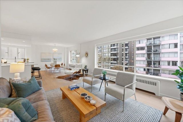 1949-beach-avenue-west-end-vw-vancouver-west-06 at 405 - 1949 Beach Avenue, West End VW, Vancouver West