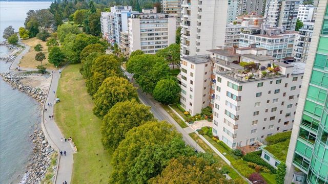 1949-beach-avenue-west-end-vw-vancouver-west-34 at 405 - 1949 Beach Avenue, West End VW, Vancouver West