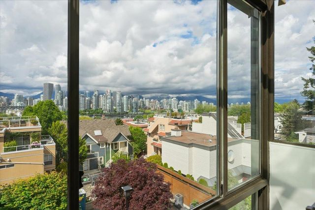 1263-w-8th-avenue-fairview-vw-vancouver-west-12 at 15 - 1263 W 8th Avenue, Fairview VW, Vancouver West 1263-w-8th-avenue-fairview-vw-vancouver-west-12 at 15 - 1263 W 8th Avenue, Fairview VW, Vancouver West