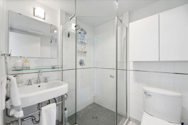 1263-w-8th-avenue-fairview-vw-vancouver-west-20 at 15 - 1263 W 8th Avenue, Fairview VW, Vancouver West 1263-w-8th-avenue-fairview-vw-vancouver-west-20 at 15 - 1263 W 8th Avenue, Fairview VW, Vancouver West