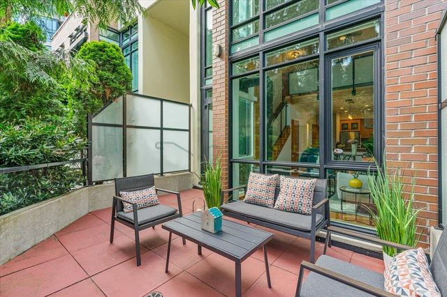 10-renaissance-square-quay-new-westminster-05 at 111 - 10 Renaissance Square, Quay, New Westminster