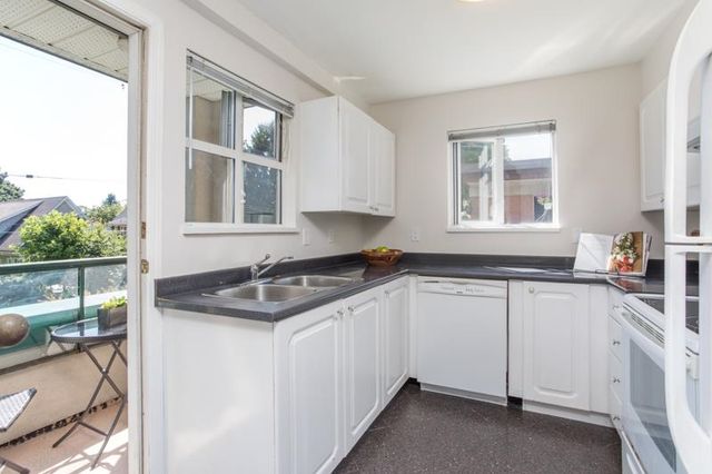 2091-vine-street-kitsilano-vancouver-west-13 at 301 - 2091 Vine Street, Kitsilano, Vancouver West 2091-vine-street-kitsilano-vancouver-west-13 at 301 - 2091 Vine Street, Kitsilano, Vancouver West