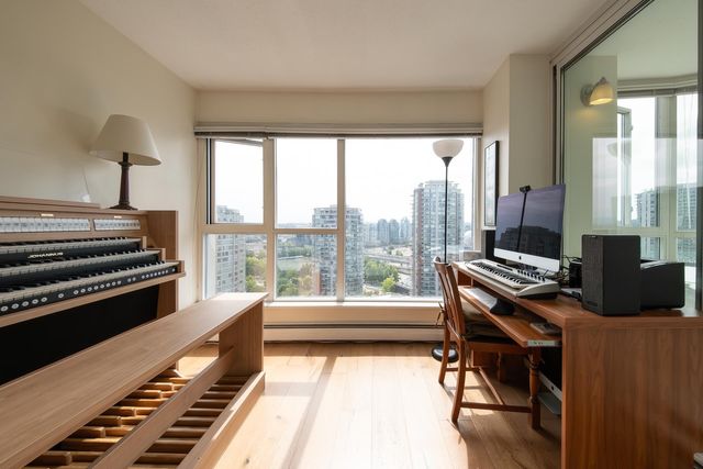 183-keefer-place-downtown-vw-vancouver-west-17 at 2204 - 183 Keefer Place, Downtown VW, Vancouver West 183-keefer-place-downtown-vw-vancouver-west-17 at 2204 - 183 Keefer Place, Downtown VW, Vancouver West