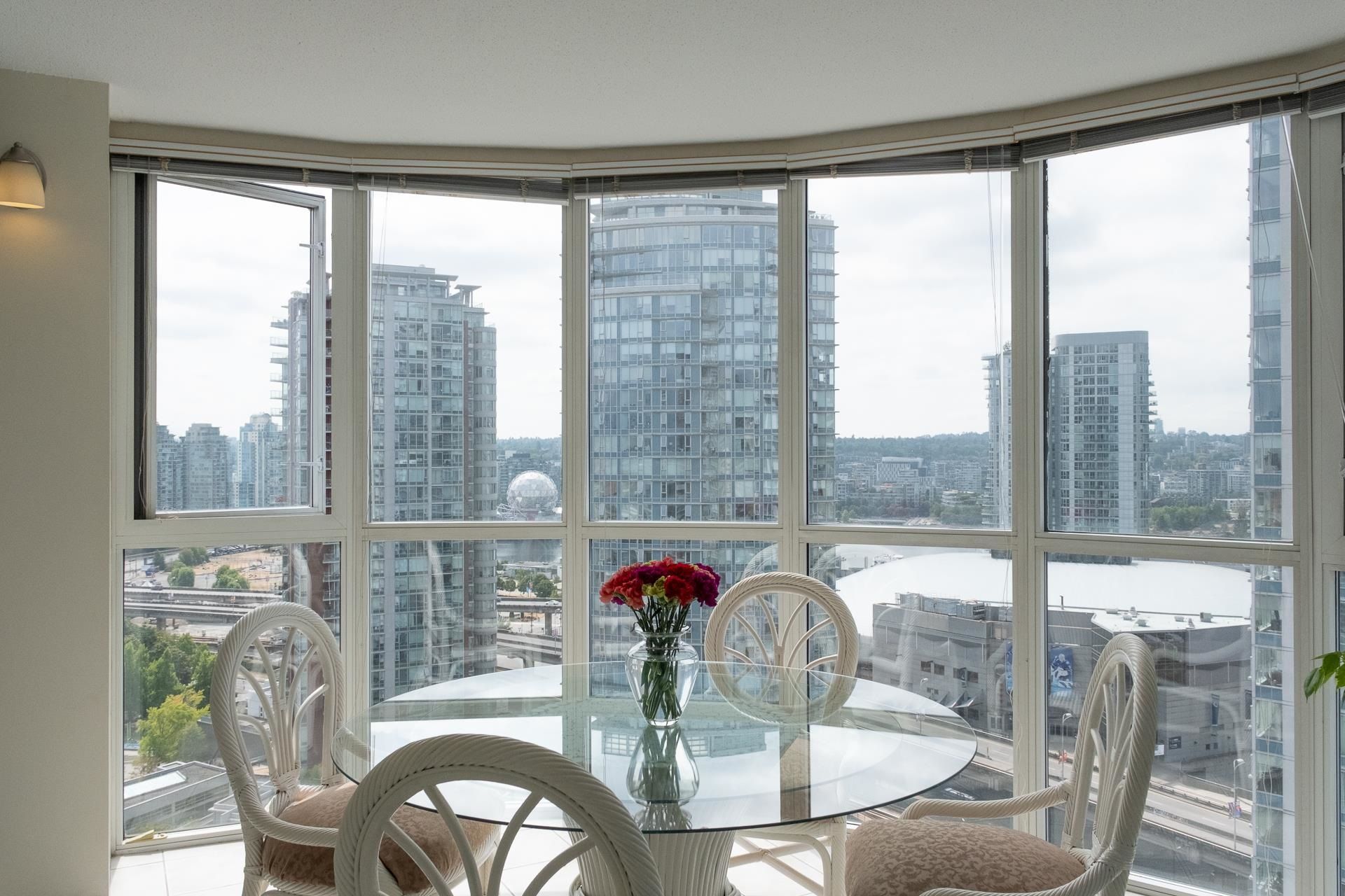 2204 - 183 Keefer Place, Downtown VW, Vancouver West