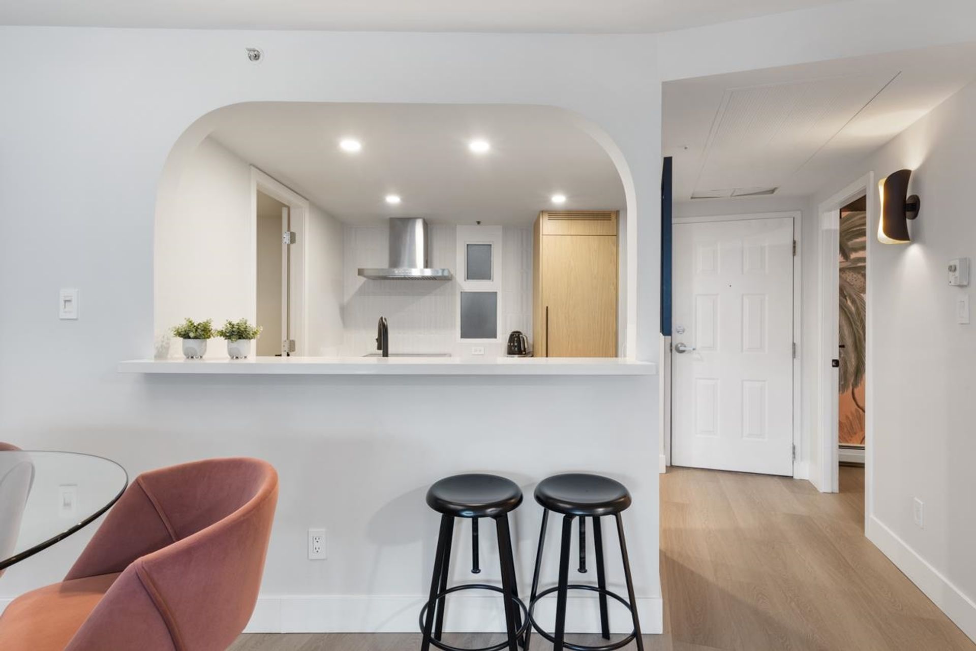 407 - 183 Keefer Place, Downtown VW, Vancouver West photo number 1