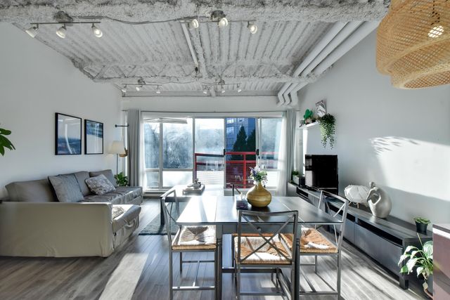 350-e-2nd-avenue-mount-pleasant-ve-vancouver-east-02 at 305 - 350 E 2nd Avenue, Mount Pleasant VE, Vancouver East