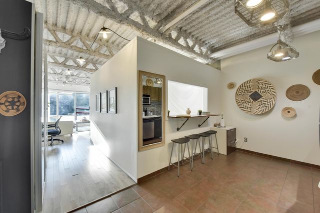 350-e-2nd-avenue-mount-pleasant-ve-vancouver-east-12 at 305 - 350 E 2nd Avenue, Mount Pleasant VE, Vancouver East