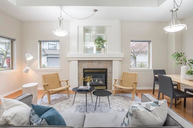 3387-king-george-boulevard-king-george-corridor-south-surrey-white-rock-01 at 7 - 3387 King George Boulevard, King George Corridor, South Surrey White Rock