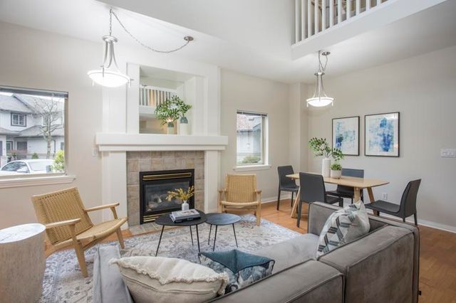 3387-king-george-boulevard-king-george-corridor-south-surrey-white-rock-05 at 7 - 3387 King George Boulevard, King George Corridor, South Surrey White Rock