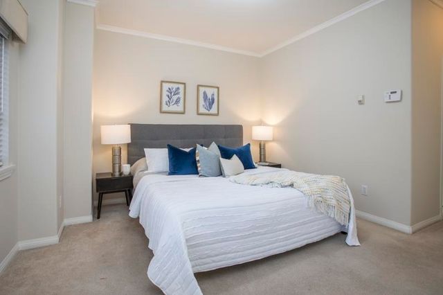 3387-king-george-boulevard-king-george-corridor-south-surrey-white-rock-16 at 7 - 3387 King George Boulevard, King George Corridor, South Surrey White Rock