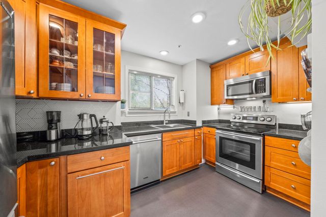 1883-e-10th-avenue-grandview-woodland-vancouver-east-09 at 204 - 1883 E 10th Avenue, Grandview Woodland, Vancouver East