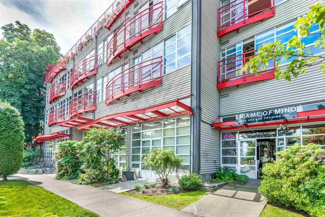 350-e-2nd-avenue-mount-pleasant-ve-vancouver-east-02 at 305 - 350 E 2nd Avenue, Mount Pleasant VE, Vancouver East
