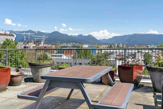 350-e-2nd-avenue-mount-pleasant-ve-vancouver-east-22 at 305 - 350 E 2nd Avenue, Mount Pleasant VE, Vancouver East
