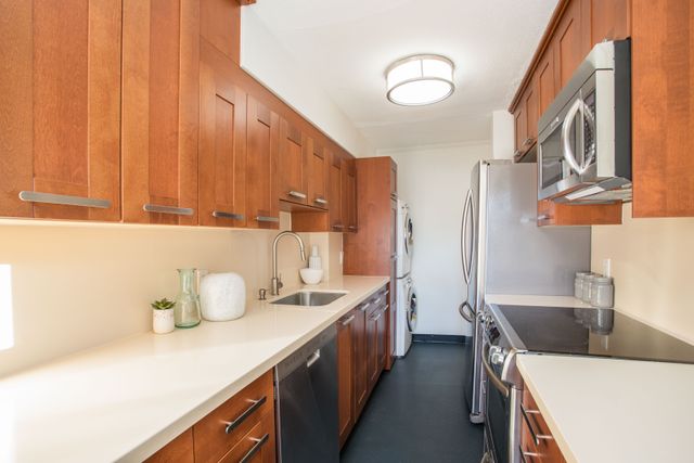 204-2835-hemlock-st-vancouver-high-9 at 204 - 2835 Hemlock Street, Fairview VW, Vancouver West