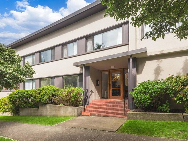202-2494-cornwall-avenue at 202 - 2494 Cornwall Avenue, Kitsilano, Vancouver West
