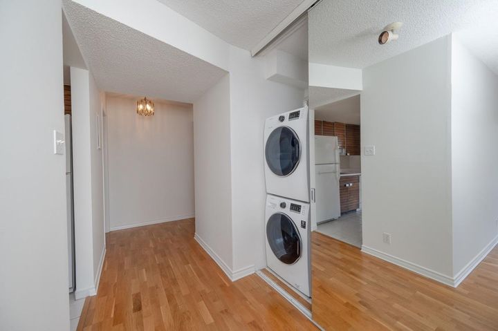 747-17th-street-ambleside-west-vancouver-18 at 401 - 747 17th Street, Ambleside, West Vancouver