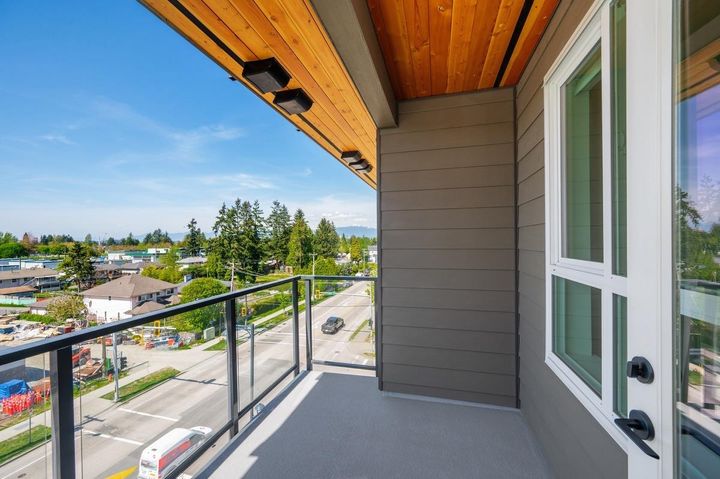 13238-105th-avenue-whalley-north-surrey-15 at 509 - 13238 105th Avenue, Whalley, North Surrey