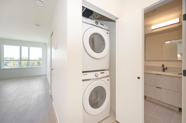 13238-105th-avenue-whalley-north-surrey-17 at 509 - 13238 105th Avenue, Whalley, North Surrey
