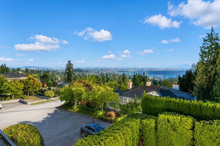 1595-tyrol-court-chartwell-west-vancouver-01 at 1595 Tyrol Court, Chartwell, West Vancouver