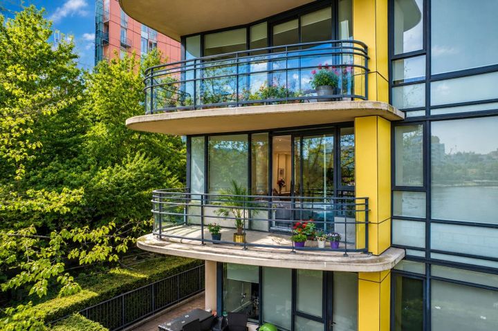 9-smithe-mews-yaletown-vancouver-west-26 at 200 - 9 Smithe Mews, Yaletown, Vancouver West