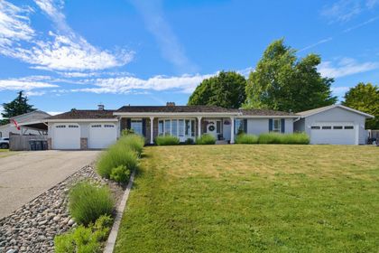 5631-e-sunrise-crescent-cloverdale-bc-cloverdale-01 at 5631 E Sunrise Crescent, Cloverdale BC, Cloverdale